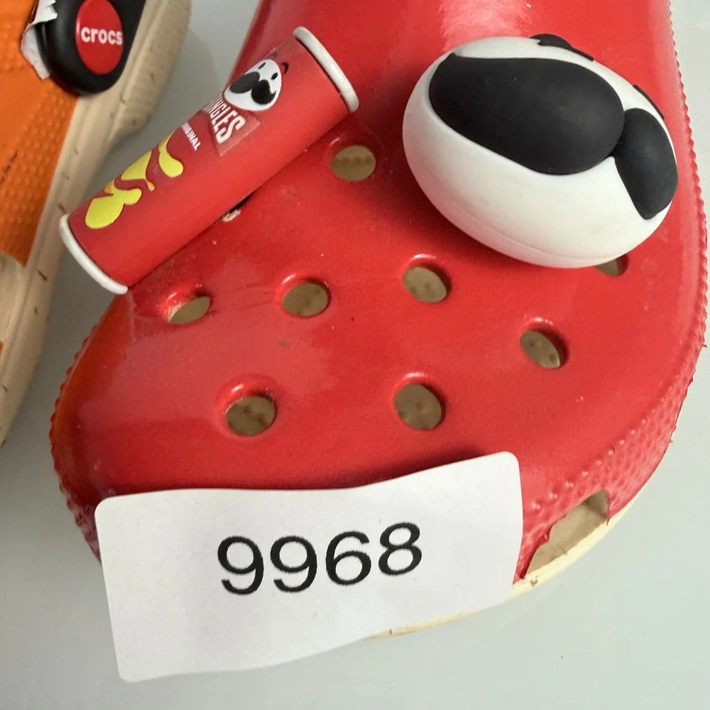 Crocs Pringles Classic Clogs Kids 4 Red Orange Excellent‎ Mismatched Mustache